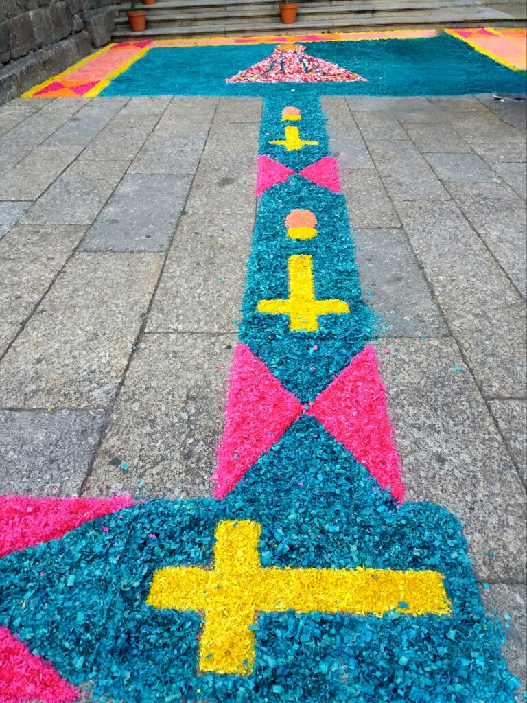 tapetes de flores per l'assunzione a Guimaraes
